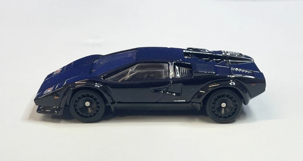 Lamborghini Countach LP 5000 ブラック Lamborghini Countach LP 5000 QV Hot Wheels 2022 Car Culture Chase